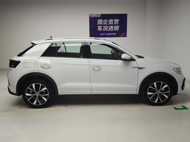Volkswagen T-Roc — Фото автомобиля 7