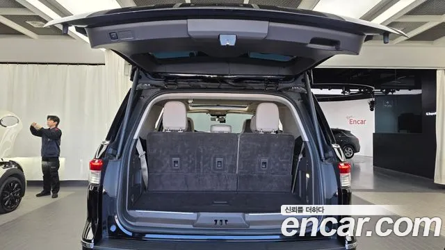 Lincoln Navigator 4th Gen — Фото автомобиля 26