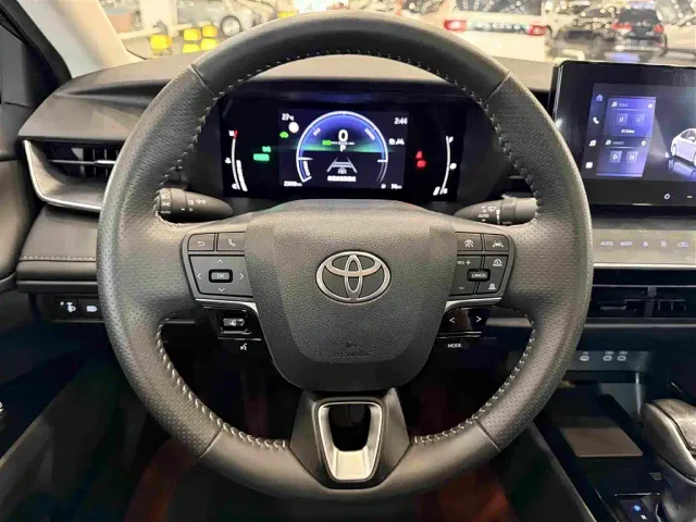 Toyota Camry — Фото автомобиля 20