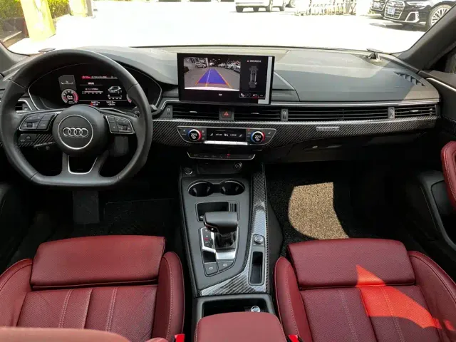 Audi A4L — Фото автомобиля 8