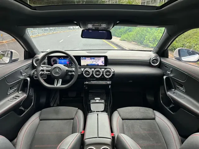 Mercedes-Benz A-Class — Фото автомобиля 11