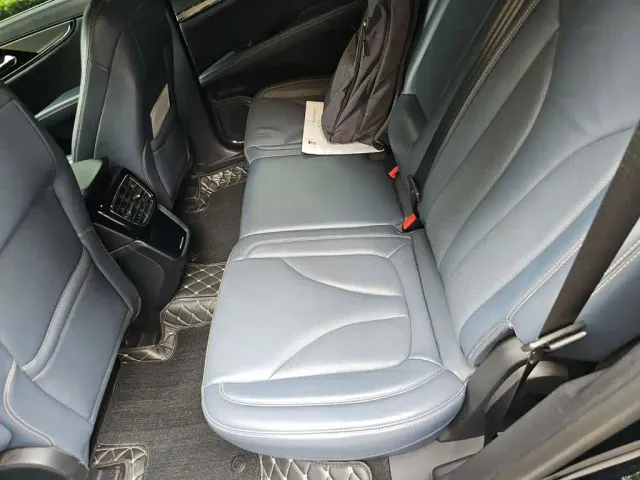 Lincoln Nautilus 2021 2.0T AWD Exclusive Edition — Фото автомобиля 13