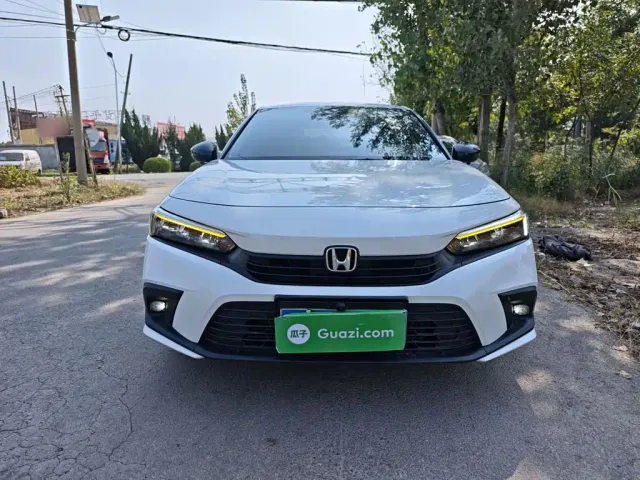 Honda Civic — Фото автомобиля 2