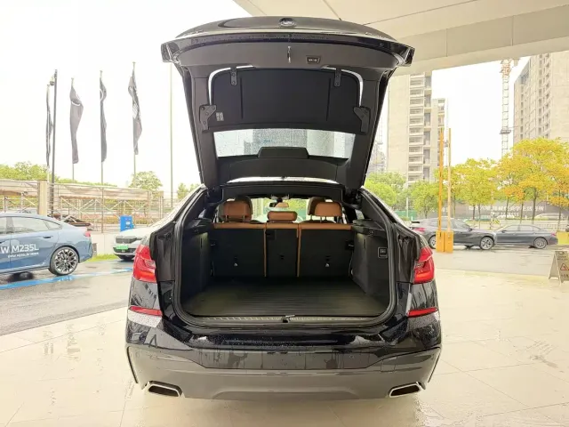 BMW 6 Series Gran Turismo — Фото автомобиля 7