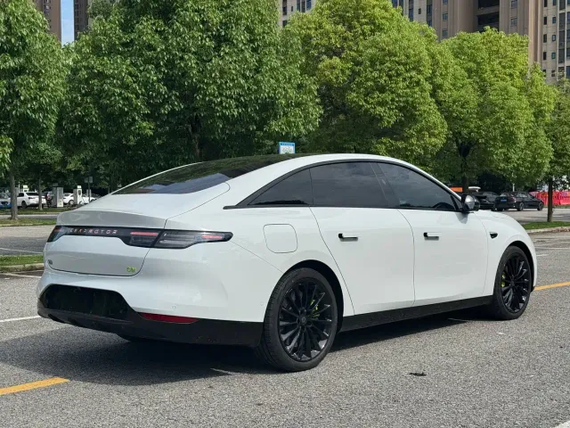 Leapmotor C01 — Фото автомобиля 5