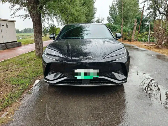 BYD Sealion 07 EV — Фото автомобиля 3