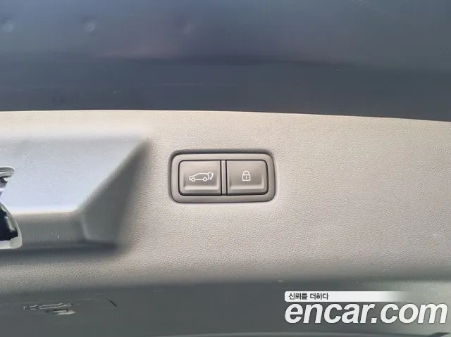 Hyundai Santafe Santa Fe (MX5) Бензин 2.5T 2WD — Фото автомобиля 4