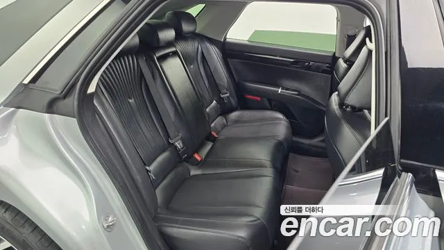 Hyundai Grandeur Grandeur (GN7) 3.5 LPG 2WD (Такси) — Фото автомобиля 12