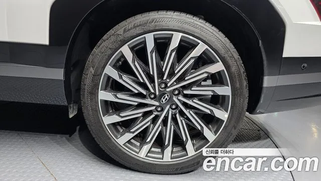 Hyundai Santafe Santa Fe (MX5) Бензин 2.5T 2WD — Фото автомобиля 14
