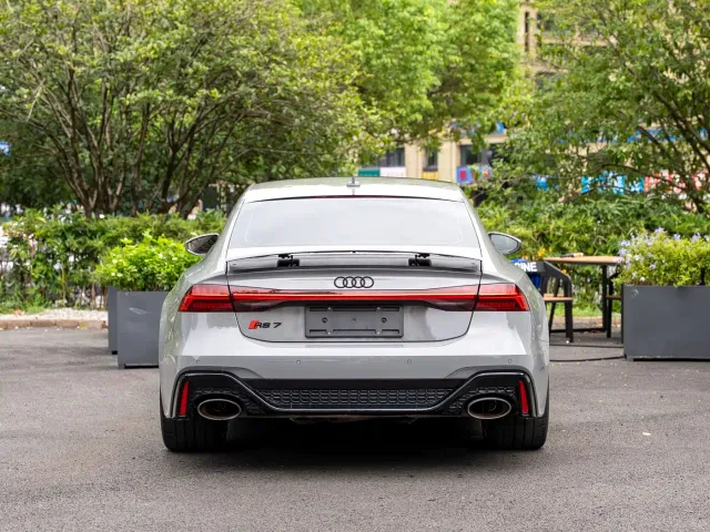 Audi RS 7 — Фото автомобиля 5