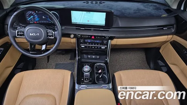 Kia Canival — Фото автомобиля 7