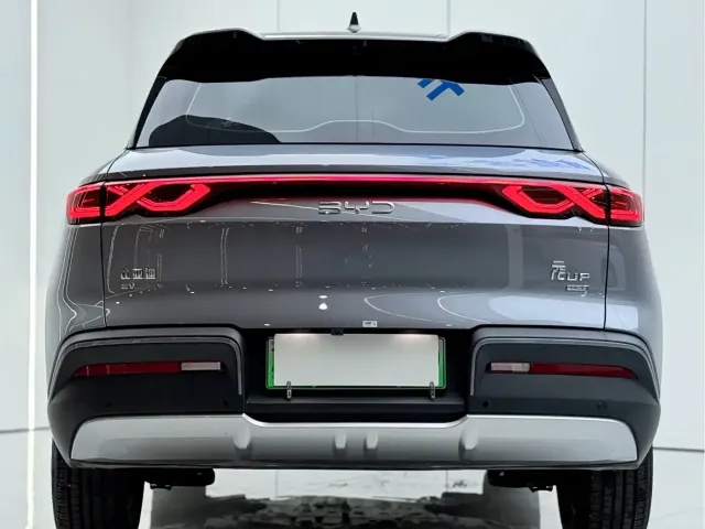BYD Yuan UP — Фото автомобиля 12