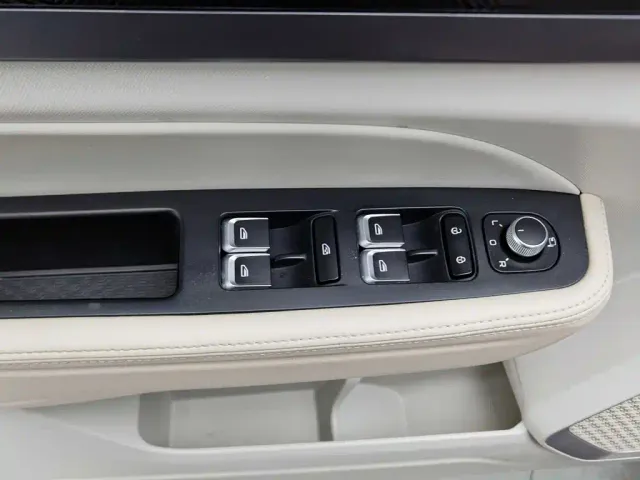 Geely ICON — Фото автомобиля 9