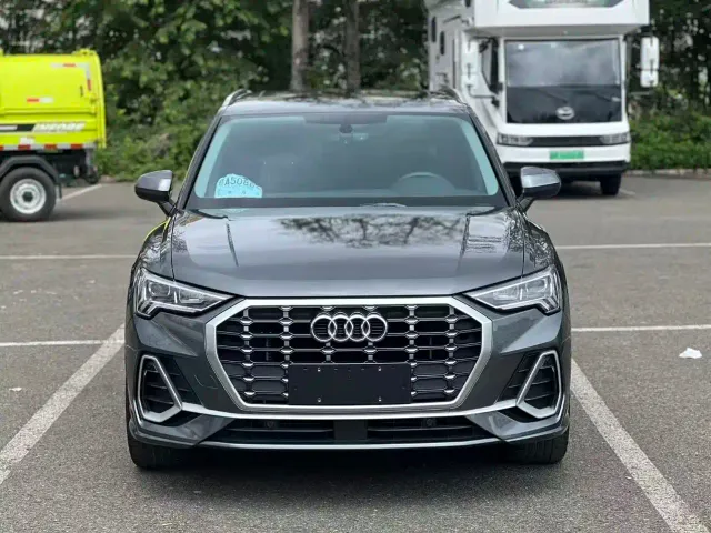 Audi Q3 — Фото автомобиля 2
