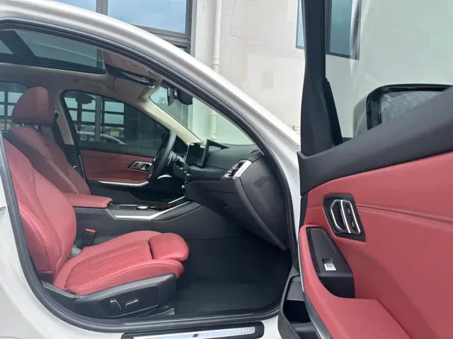 BMW 3 Series — Фото автомобиля 6
