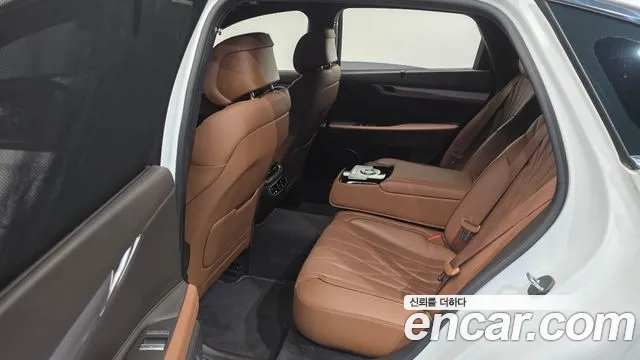 Genesis G80 Бензин 2.5 турбо AWD — Фото автомобиля 12