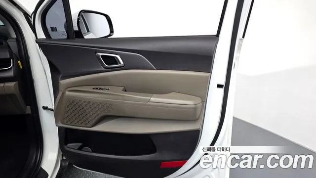 Kia Carnival Generation 4 — Фото автомобиля 24