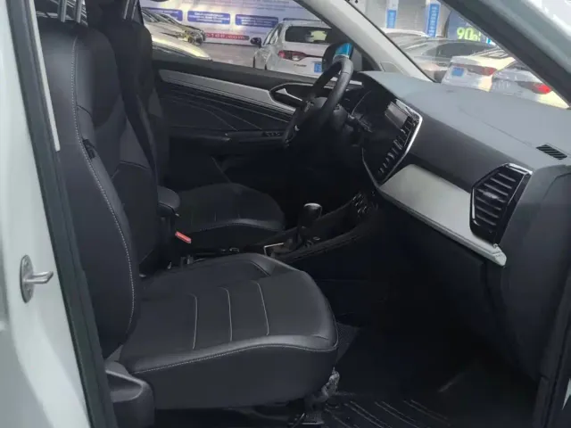 Jetta VS5 — Фото автомобиля 18