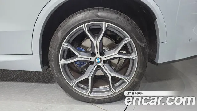 BMW X5 xDrive 40i M Sport — Фото автомобиля 21