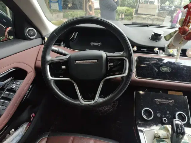 Land Rover Range Rover Evoque — Фото автомобиля 6