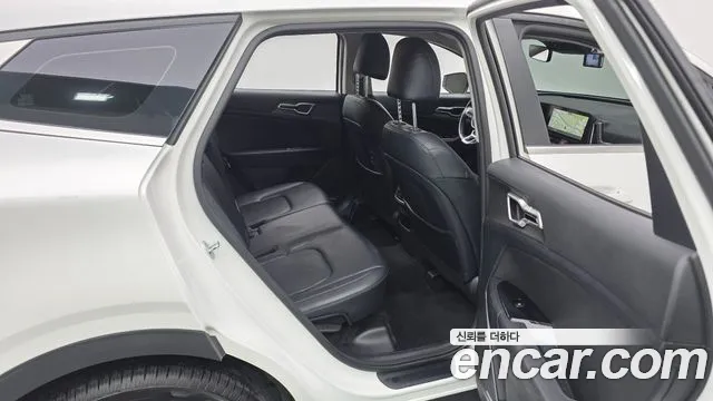 Kia Sportage Sportage 5-е поколение Дизель 2.0 2WD — Фото автомобиля 11
