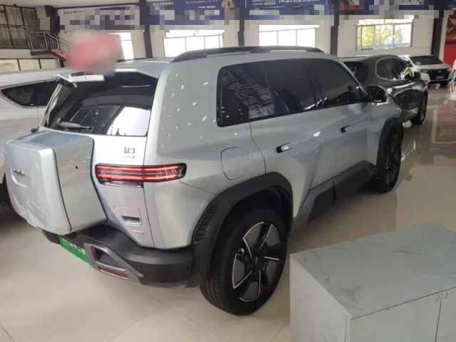 BYD FangChengBao Titanium 3 — Фото автомобиля 6