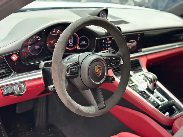 Porsche Panamera — Фото автомобиля 13