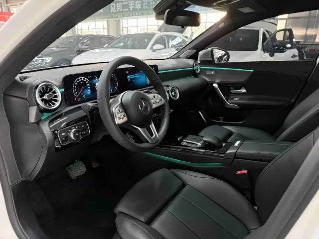 Mercedes-Benz A-Class — Фото автомобиля 7