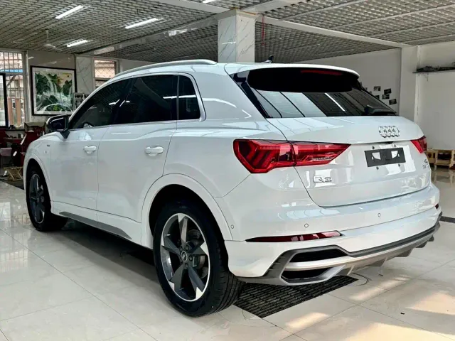 Audi Q3 — Фото автомобиля 6