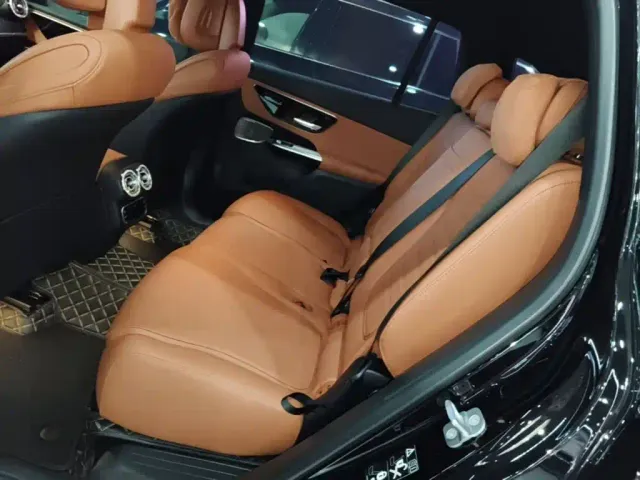Mercedes-Benz GLC-Class — Фото автомобиля 16