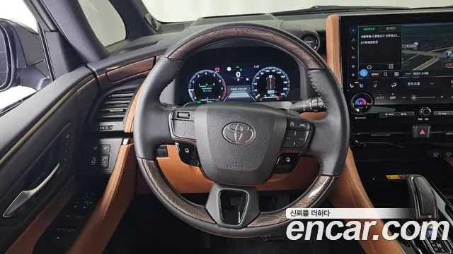 Toyota Alphard — Фото автомобиля 14