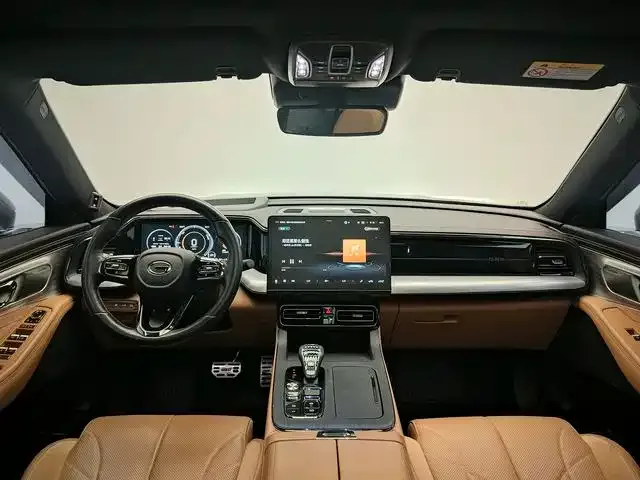 GAC Trumpchi GS8 — Фото автомобиля 9