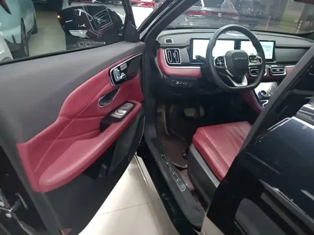 Jetour X70 Plus — Фото автомобиля 15