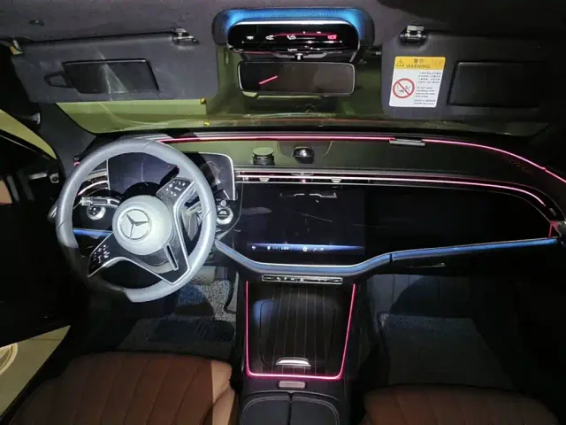 Mercedes-Benz E-Class — Фото автомобиля 12