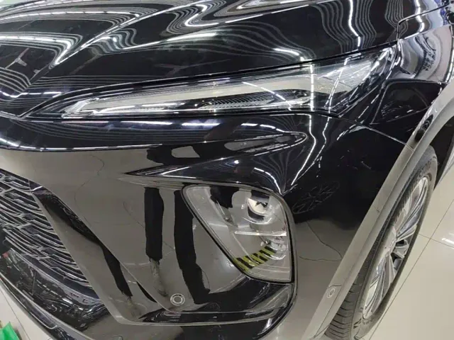 Buick Envision Plus — Фото автомобиля 23