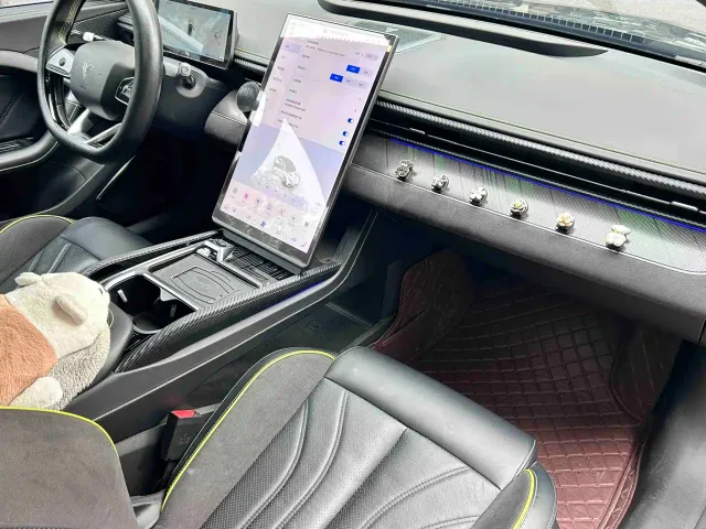 Nezha Auto Nezha GT 2023 560 Sport Edition — Фото автомобиля 7