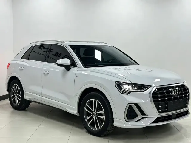 Audi Q3 — Фото автомобиля 3