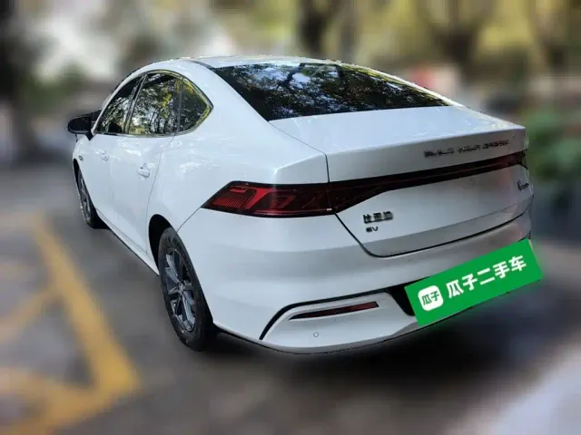 BYD Qin PLUS — Фото автомобиля 24