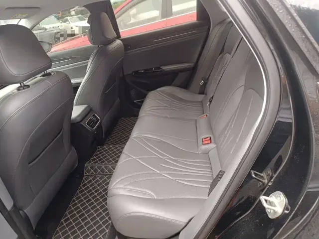 Geely Galaxy L6 — Фото автомобиля 13