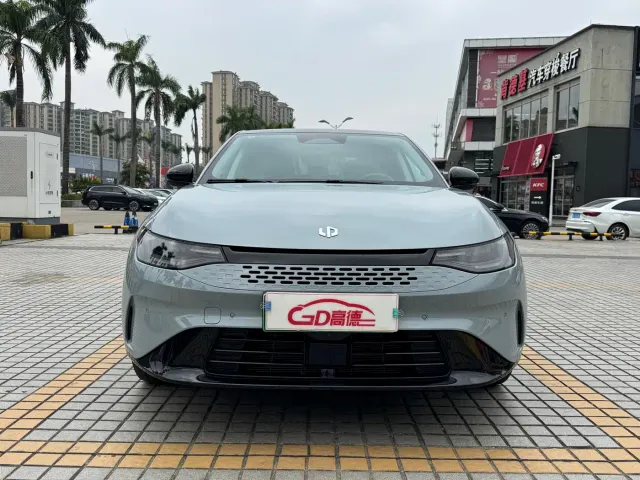 Leapmotor C01 — Фото автомобиля 2