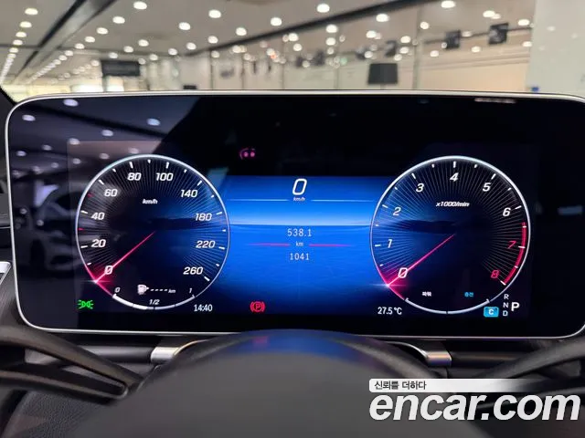 Mercedes-Benz S-Class — Фото автомобиля 16