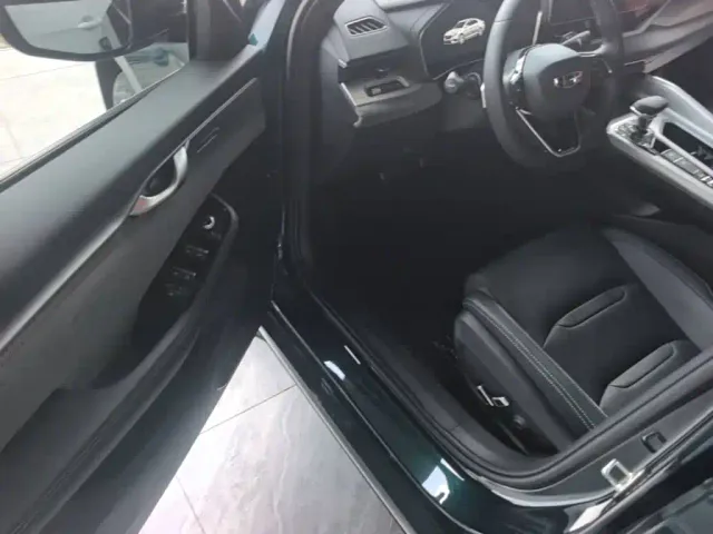 Geely Xingrui — Фото автомобиля 15