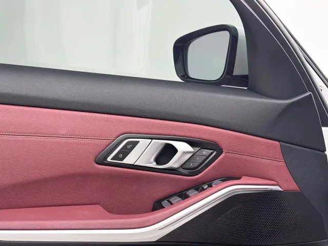 BMW 3 Series — Фото автомобиля 5