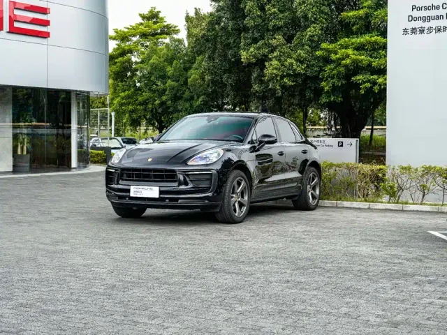 Фотография автомобиля — Porsche Macan