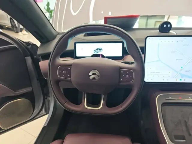 Nio ET5 Touring — Фото автомобиля 10