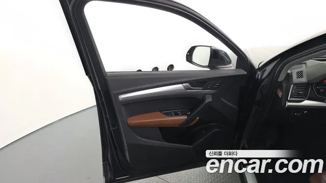Audi Q5 FY — Фото автомобиля 13