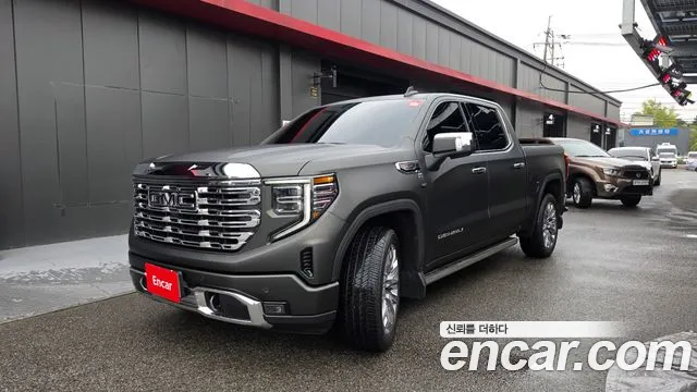 Фотография автомобиля — GMC Sierra