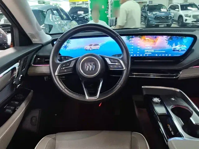 Buick E5 — Фото автомобиля 10