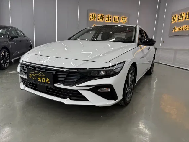 Фотография автомобиля — Hyundai Elantra