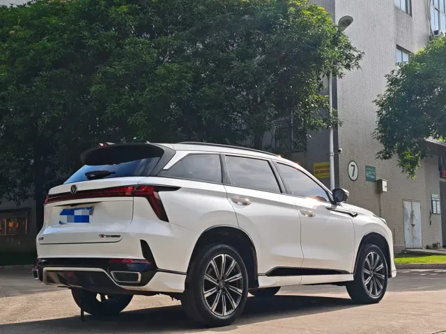 Changan CS75 Plus — Фото автомобиля 6